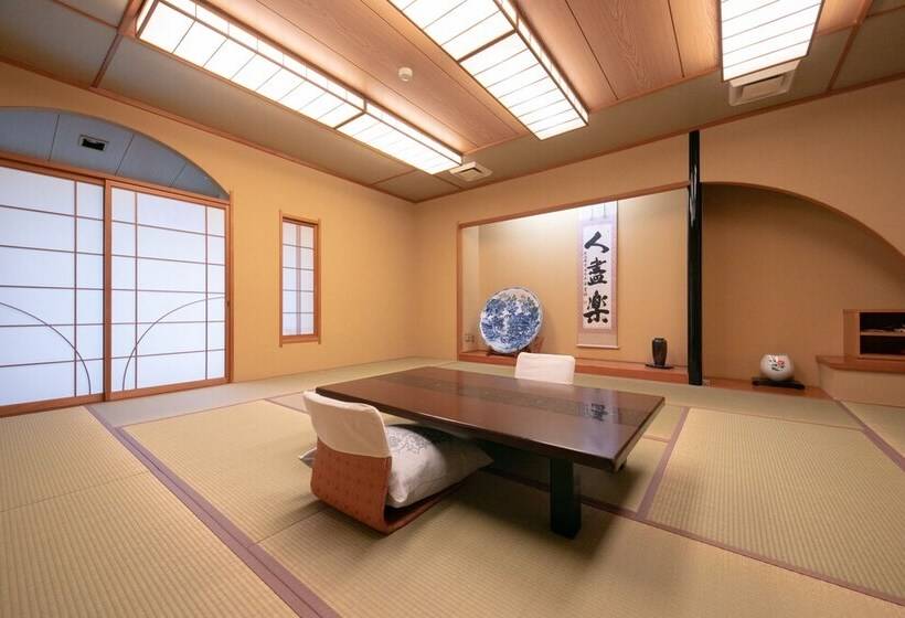 غرفة قياسية, Ryotei Jyusouya