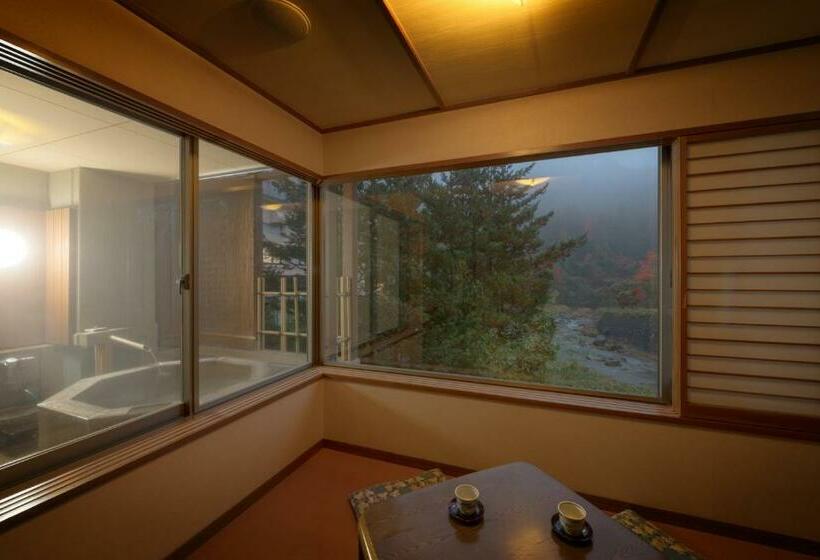 Номер Стандарт, Harumiya Ryokan
