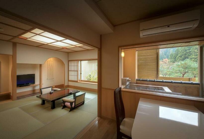 Номер Стандарт, Harumiya Ryokan
