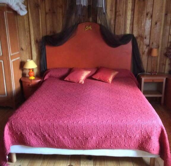 غرفة قياسية ثلاثية, Chambres D Hôtes Gelous