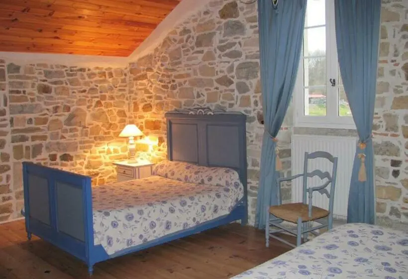 スタンダードトリプルルーム, Chambres D Hôtes Gelous