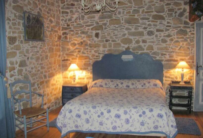 Номер Стандарт Трехместный, Chambres D Hôtes Gelous