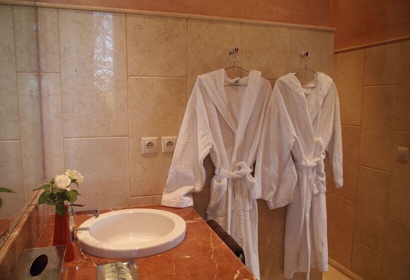 سوییت سوپریور, Dar Basma