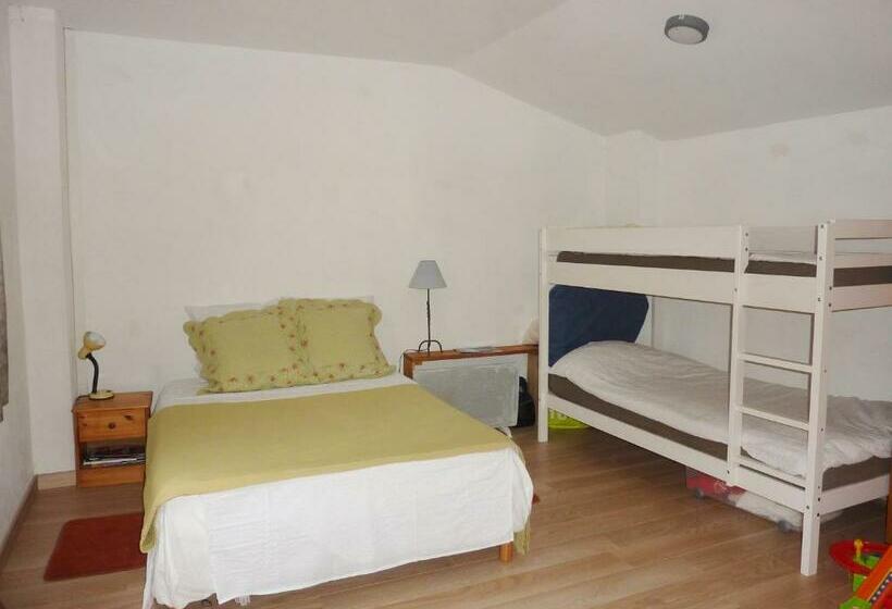 带露台的标准工作室, Château De Sainte Colombe Sur Gand