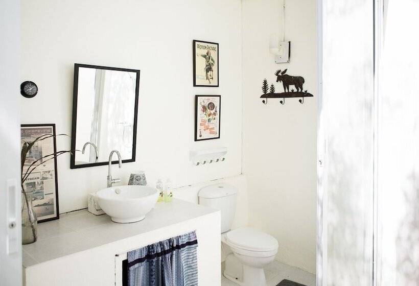 فيلا غرفة نوم واحدة, Arthit Tara Lodge