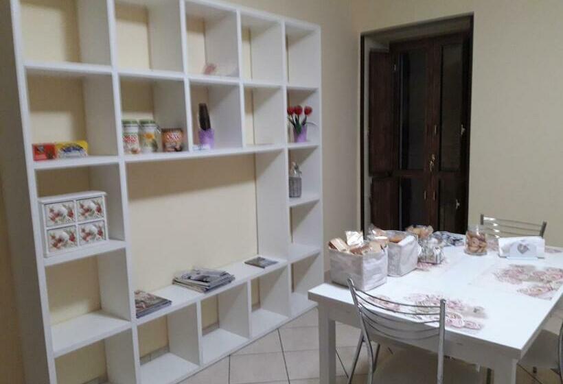 חדר סטנדרט לארבעה, La Fontanella B&b