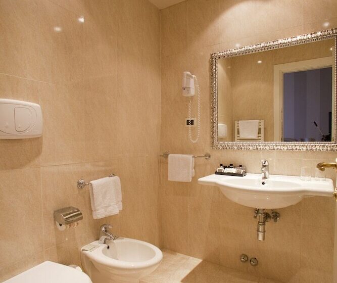 اتاق استاندارد یک نفره, C-Hotels Diplomat
