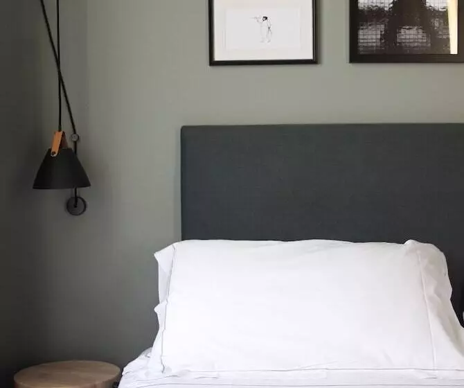 اتاق استاندارد با چشم‌انداز شهر, C-Hotels Diplomat