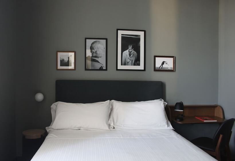 اتاق استاندارد با چشم‌انداز شهر, C-Hotels Diplomat