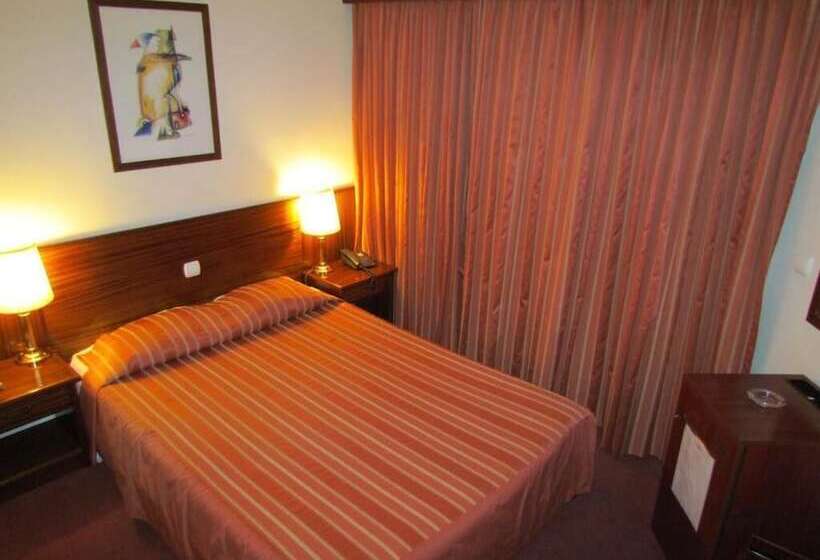 Номер Стандарт, A.s. Sao Joao Da Madeira