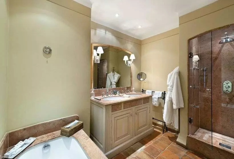 Deluxe-huone, Bastide Saint Antoine  Relais & Chateaux