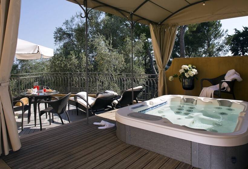 סוויטה יוקרתית, Bastide Saint Antoine  Relais & Chateaux