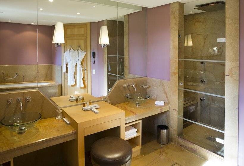 סוויטה יוקרתית, Bastide Saint Antoine  Relais & Chateaux