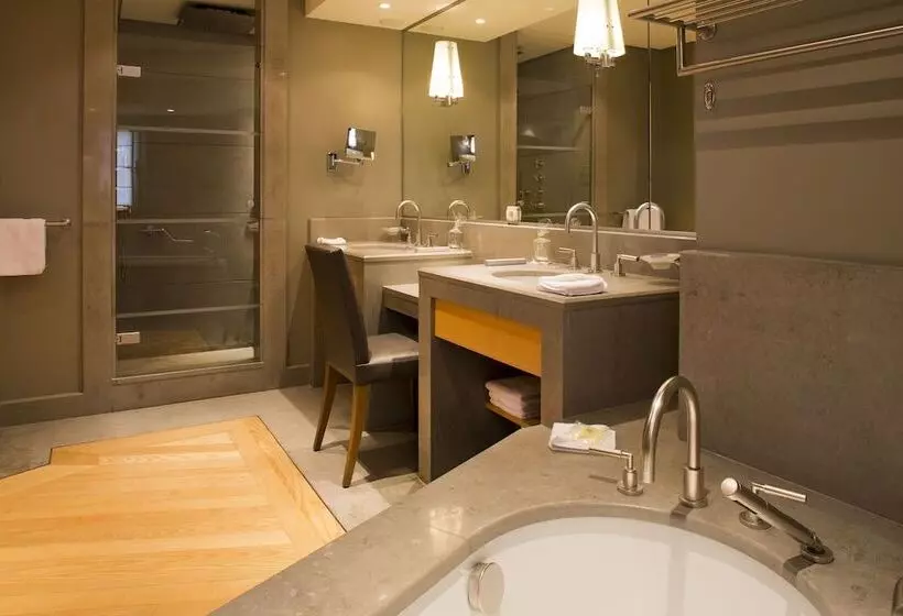 Huoneisto 1 Makuuhuone, Bastide Saint Antoine  Relais & Chateaux