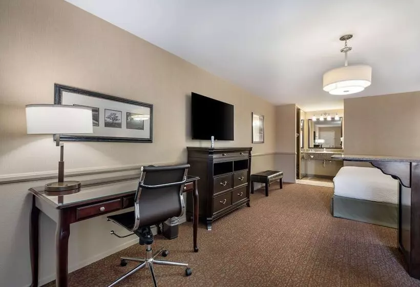 سوییت, Best Western Corona Hotel & Suites