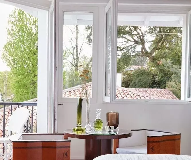 スーペリアールーム, Brindos, Lac & Château   Relais & Châteaux   Anglet Biarritz