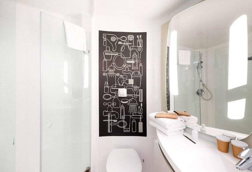 Номер Стандарт, Ibis Lyon Caluire Cité Internationale