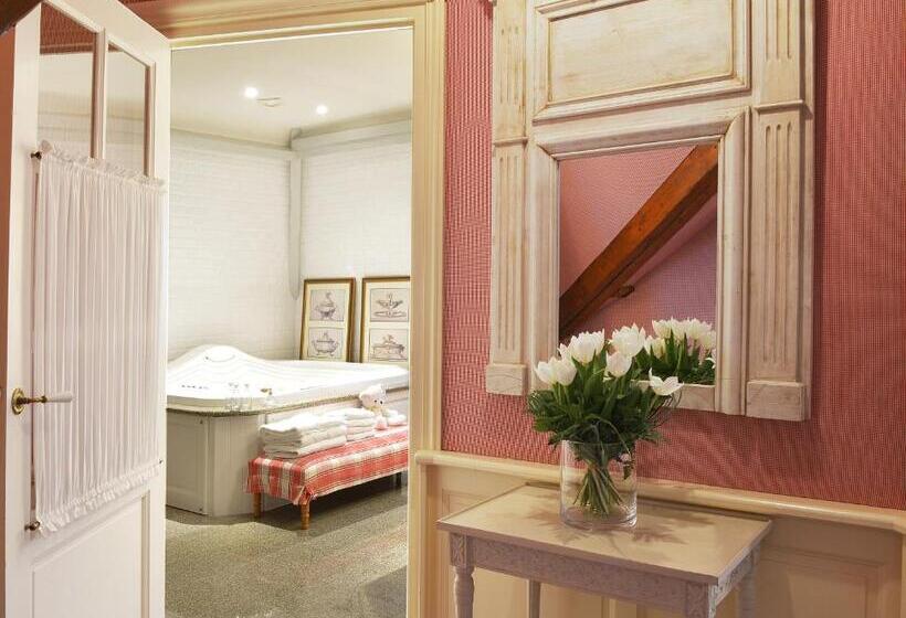 جناح مطلّ علي البحر, Le Fort De L'océan