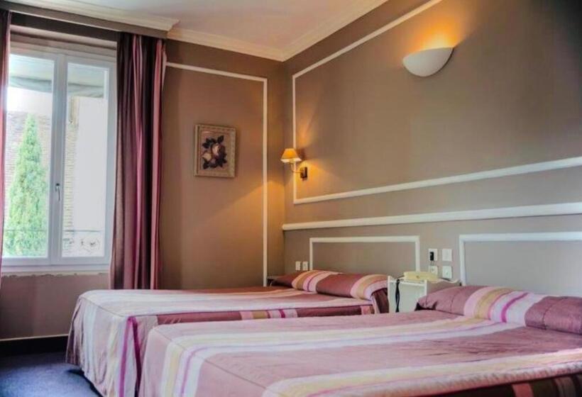 اتاق کلاسیک چهارنفره, Le Grand Hôtel