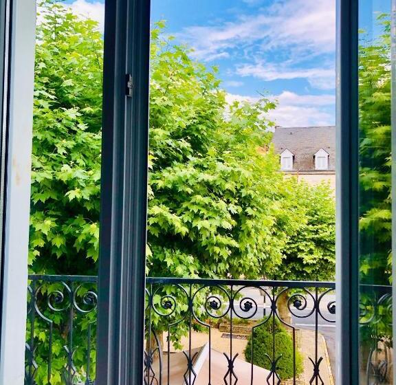 חדר קלאסי לארבעה, Le Grand Hôtel