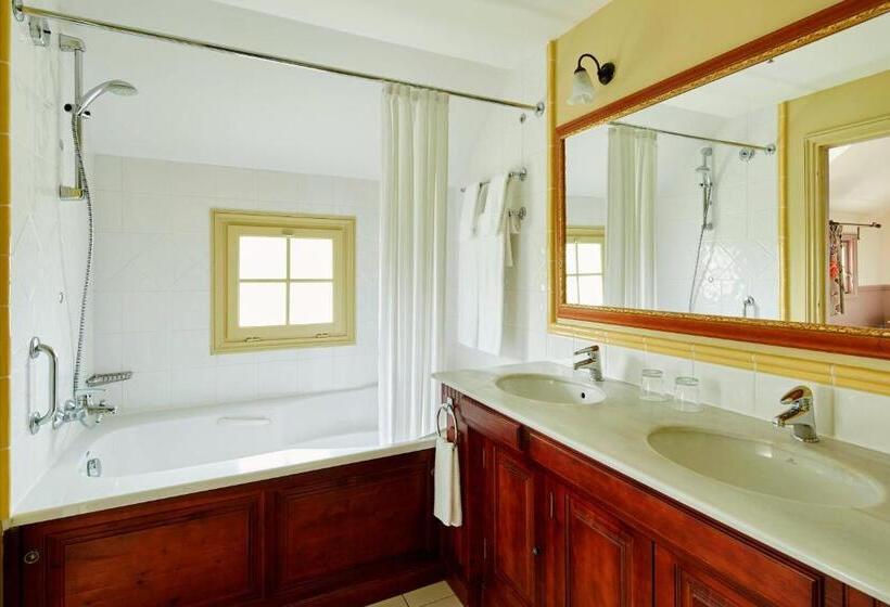 침실 2개 주택, Marriott S Village D Iledefrance