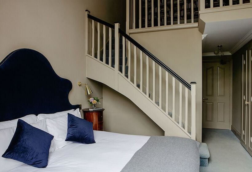 스탠다드 트리플 룸, Pembroke Townhouse