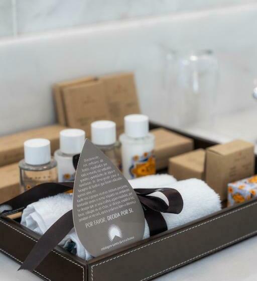 带花园景观高级房间, Quinta Da Casa Branca Small Luxury Hotels Of The World