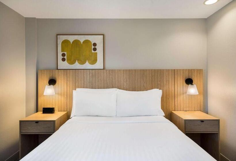 스위트, Sonesta Simply Suites Jersey City