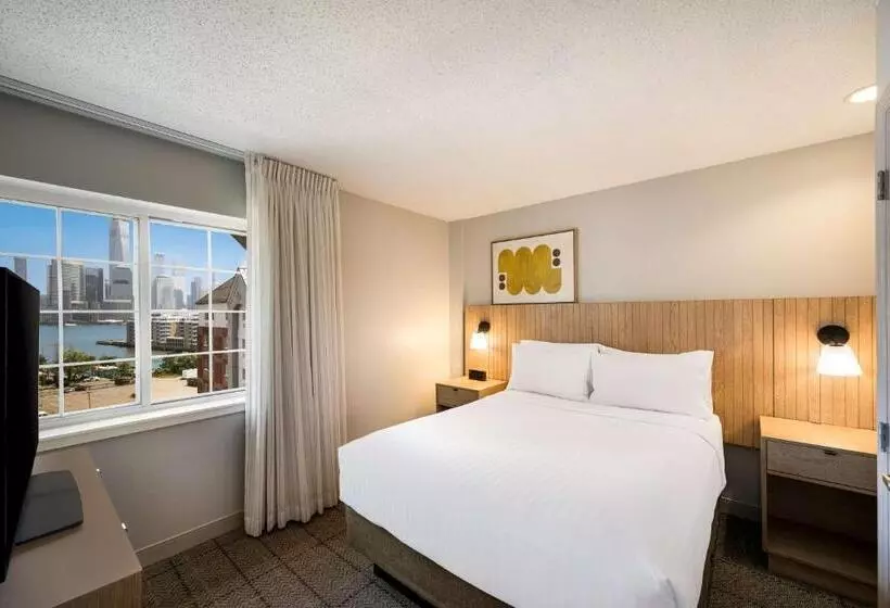 シティビュースイート, Sonesta Simply Suites Jersey City