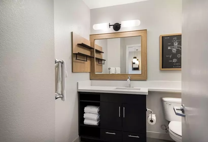 身障者適用スイートルーム, Sonesta Simply Suites Jersey City