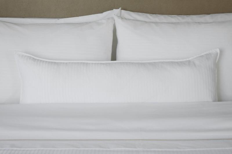 キングサイズベッドのスイートルーム, The Westin Houston Downtown