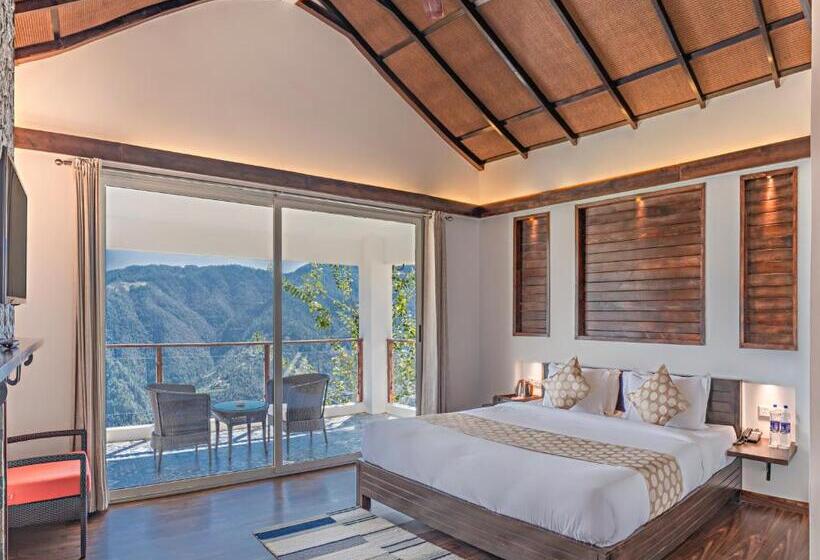 带大床的标准间, Chails Hamlet