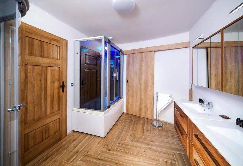 침실 3개 아파트, Dymník