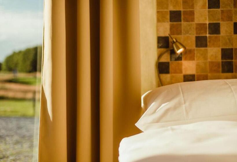 침실 3개 아파트, Dymník