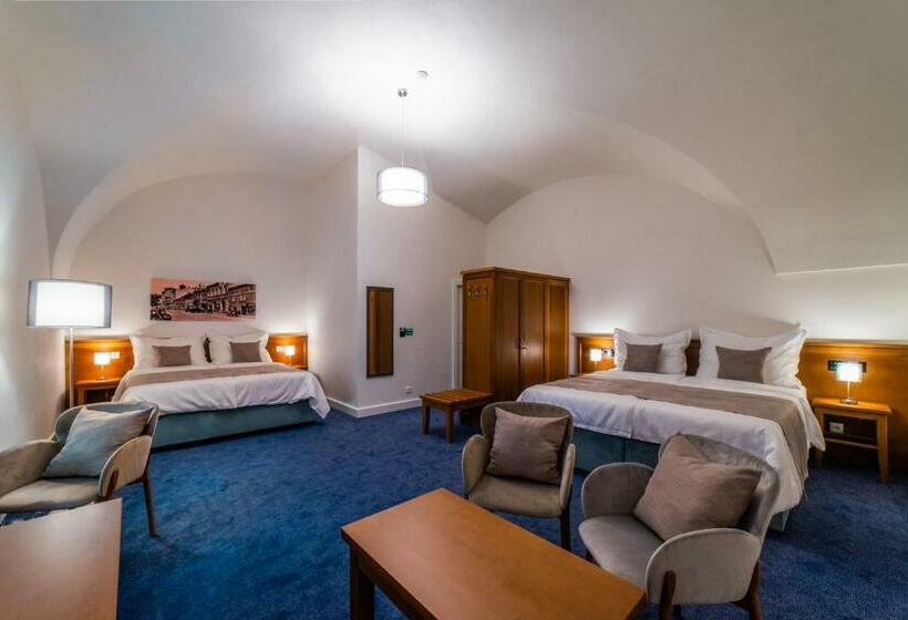 디럭스 4인 룸, Panský Pivovar