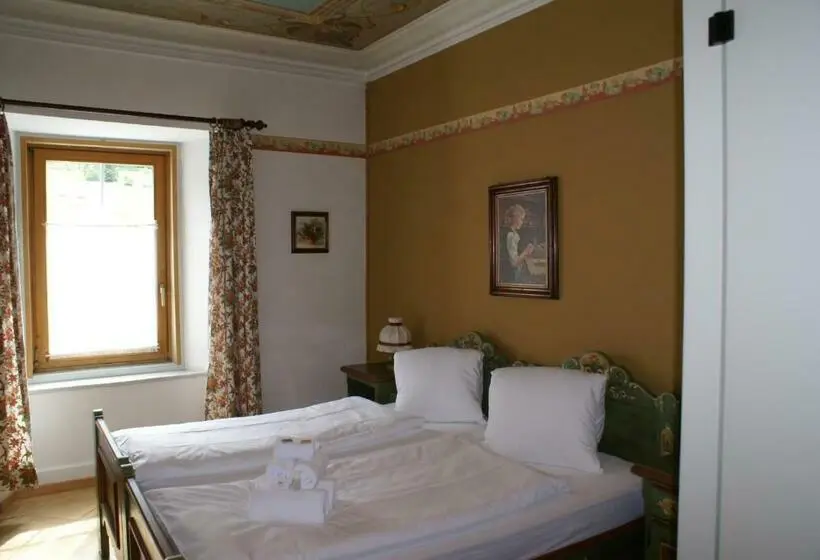 スタンダードルーム, Historisches Hotel Piz Ela Bergün
