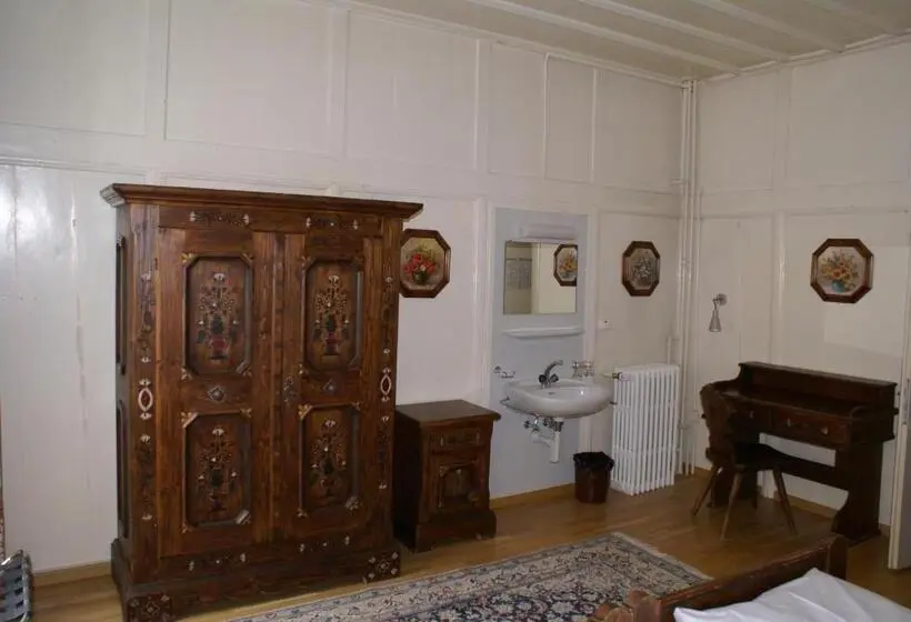 スタンダードルーム, Historisches Hotel Piz Ela Bergün