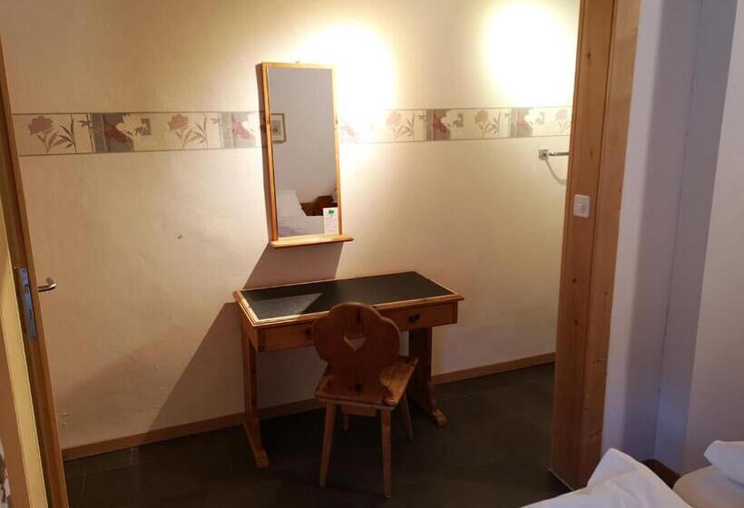 חדר סטנדרט, Historisches Hotel Piz Ela Bergün