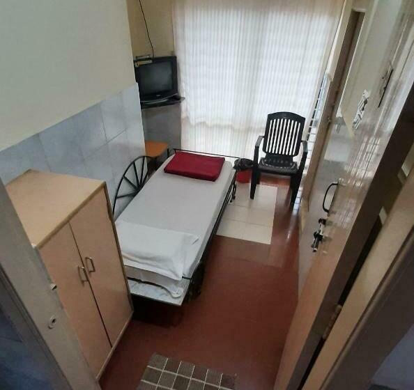 غرفة قياسية فردية, Shanthi Comforts