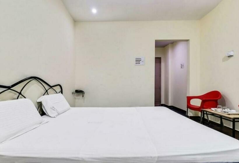 غرفة قياسية فردية, Shanthi Comforts