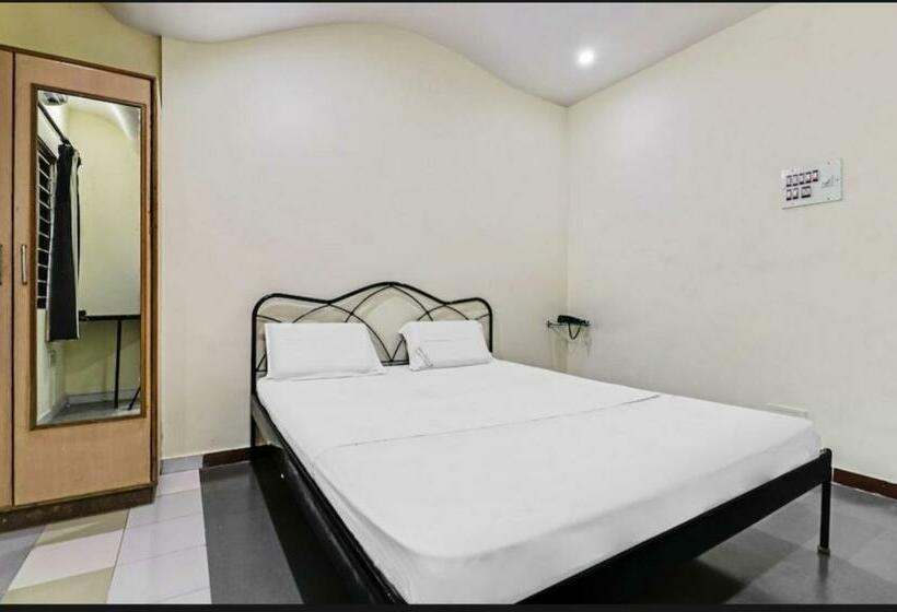 غرفة ديلوكس سرير كينج, Shanthi Comforts