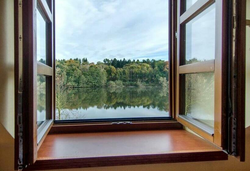 带2个卧室的公寓, štiřínská Stodola U Prahy