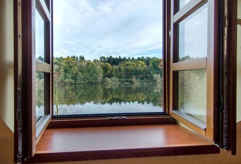 غرفة قياسية, štiřínská Stodola U Prahy