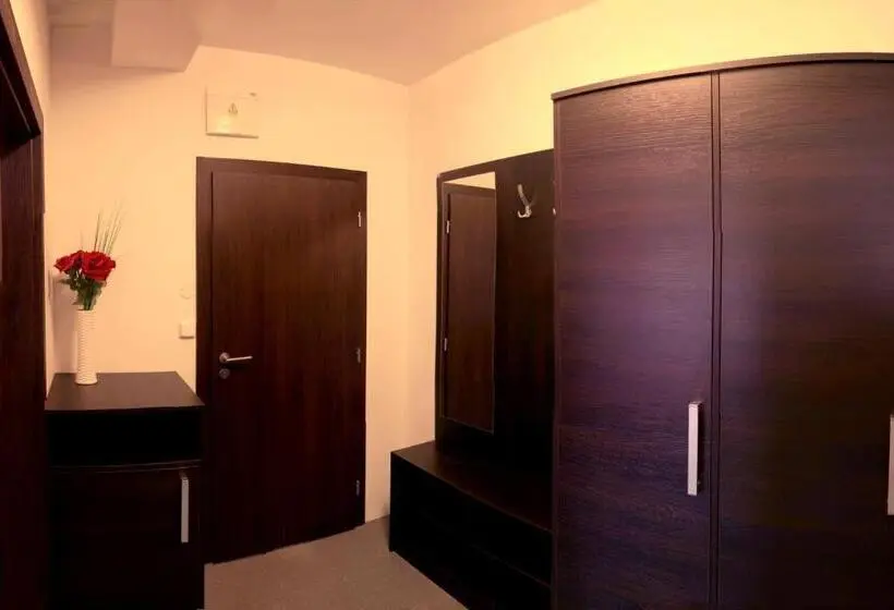 ２ベッドルームアパートメント, štiřínská Stodola U Prahy