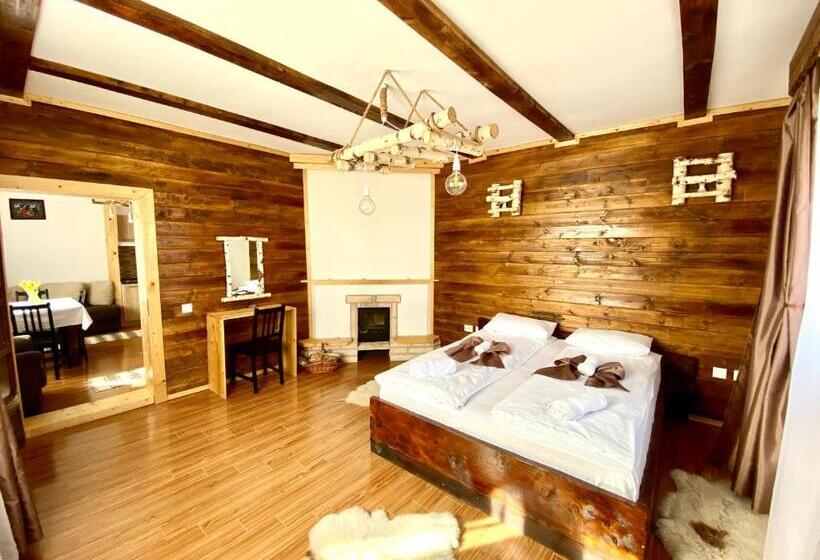 شقة غرفة واحدة, Casa Margau