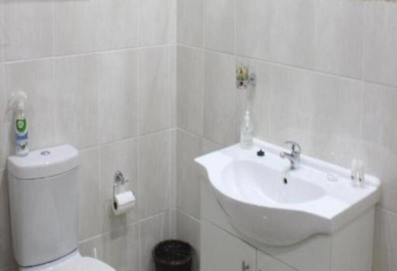 ファミリールーム, Hearts Haven