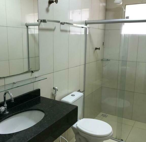 חדר אקונומי לשלושה, Pousada E Restaurante Mke