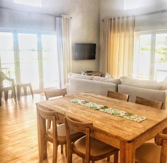 جناح مزوَّد بشرفة, The Suites At Waterryk Eco Guest Farm