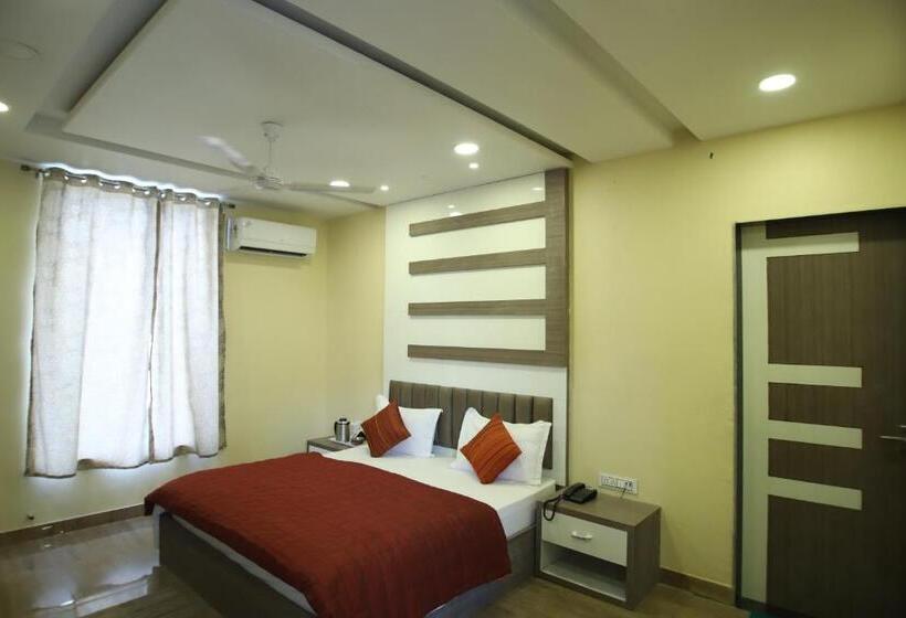 غرفة ديلوكس سرير كينج, Virat Resorts, Sariska Rajasthan