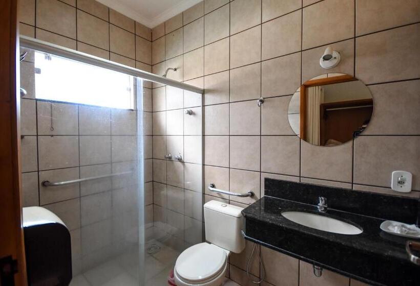 Номер Стандарт Трехместный, Abaporu